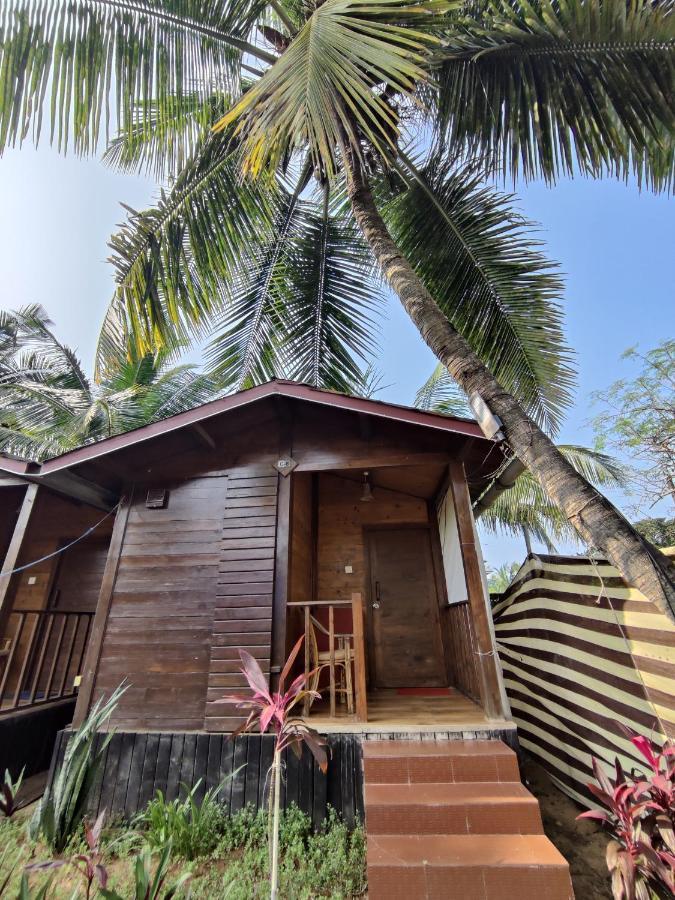 Beach Cottages - Pousada Donaciana Baga Esterno foto